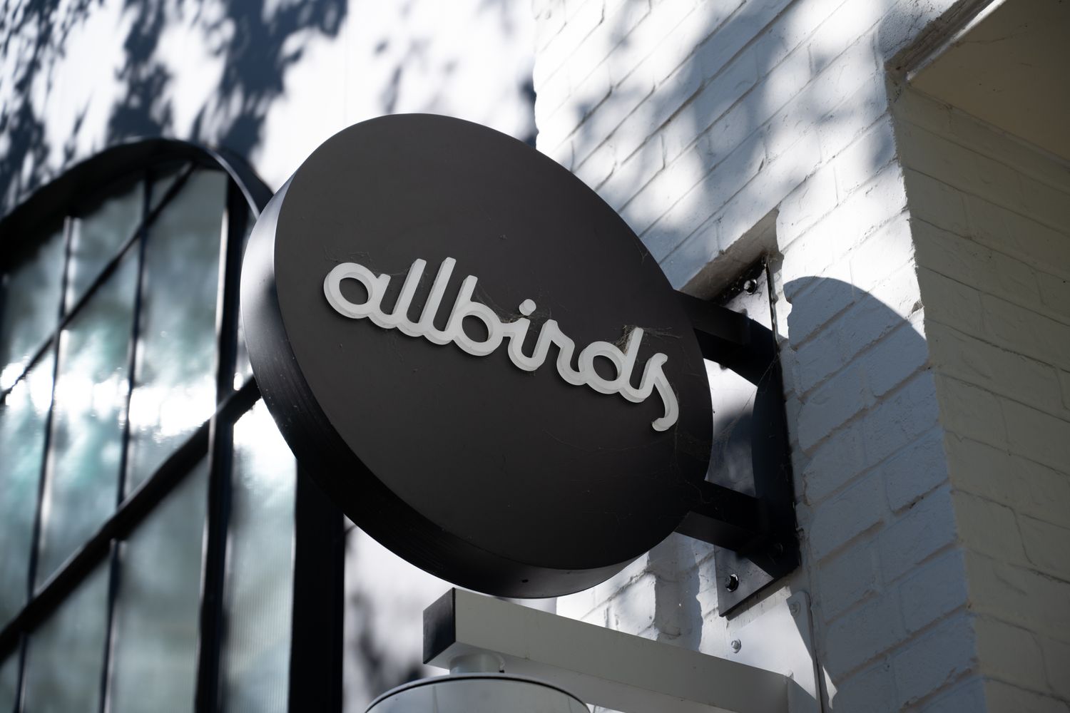 Allbirds Turns to AI as It Looks to Revive Sales