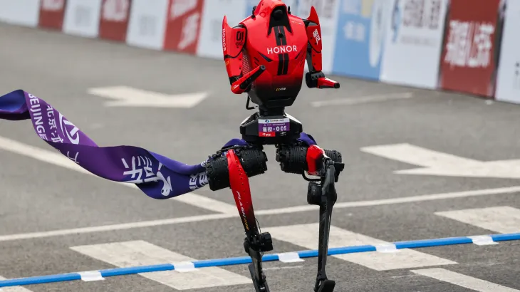 Humanoid Robots Break Records at Beijing Half-Marathon