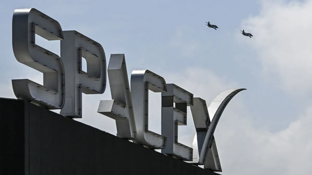 How SpaceX Preempted a $2B Fundraise With a $60B Buyout Offer