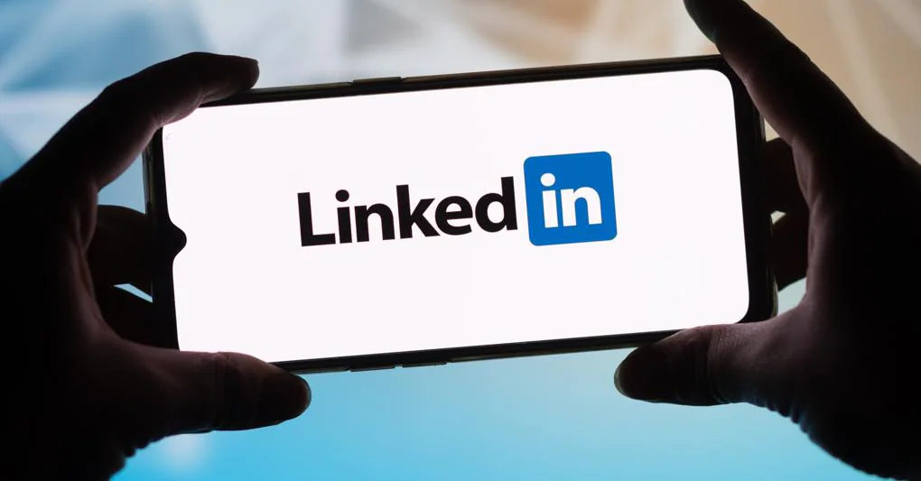 LinkedIn's New CEO Just Disclosed a Number Microsoft Never Has. Here's Why That's the Real Story.