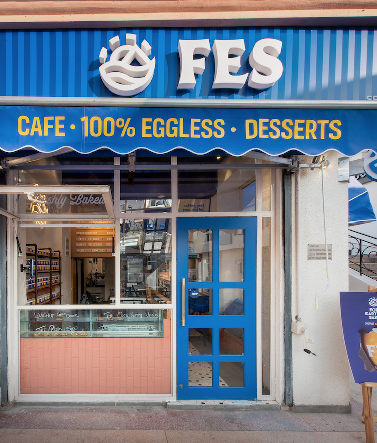 FES Cafe Raises Rs 3 Crores in Seed Funding from Serial Entrepreneur Aakash Anand and Wolfpack Labs to Scale India’s First 100% Eggless Dessert Cafe Chain