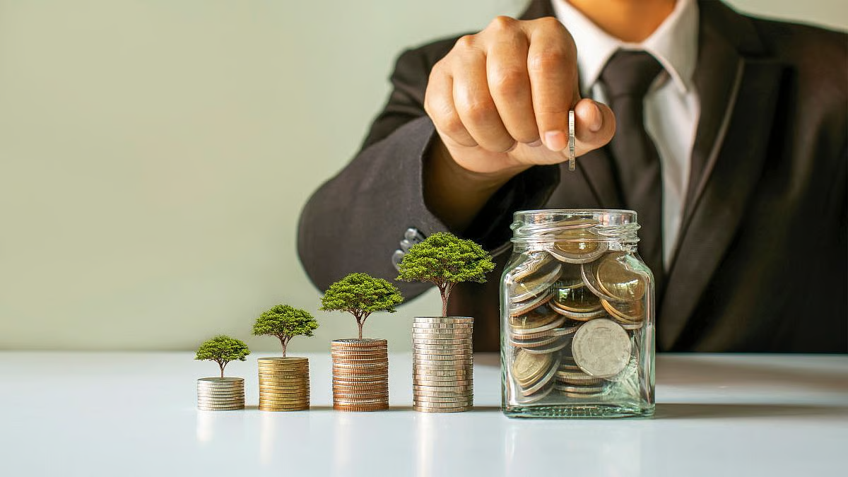 From ₹5,000 to ₹5 Lakh: What a SIP in Small Cap Mutual Funds Could Look Like