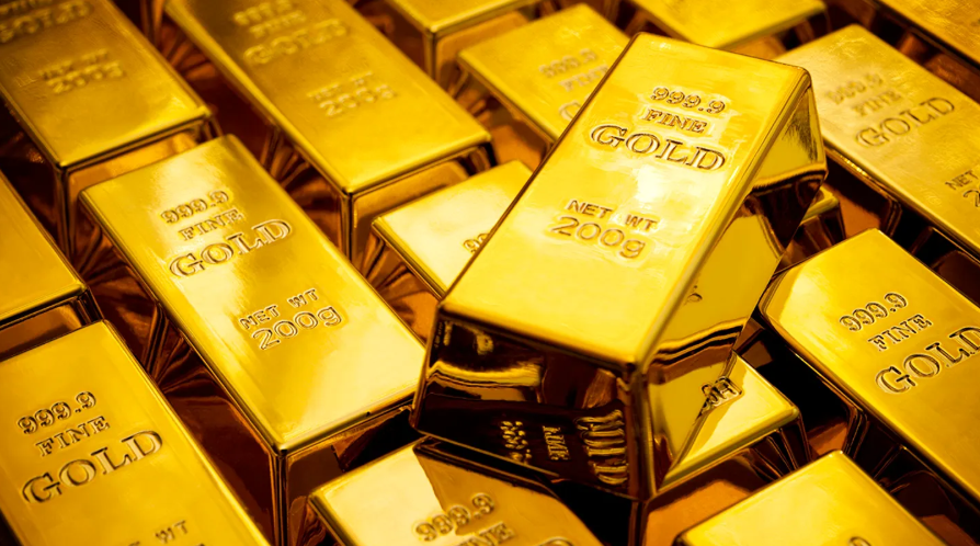 Gold Price Hits Record Highs as FOMO Pushes Metal Toward $4,000