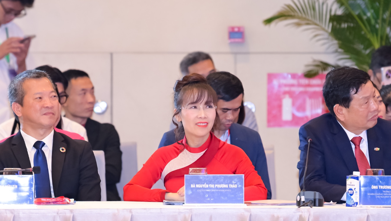 Ngày Doanh nhân Việt Nam 13/10: Khi Khát vọng Gặp Tư duy Đổi mới