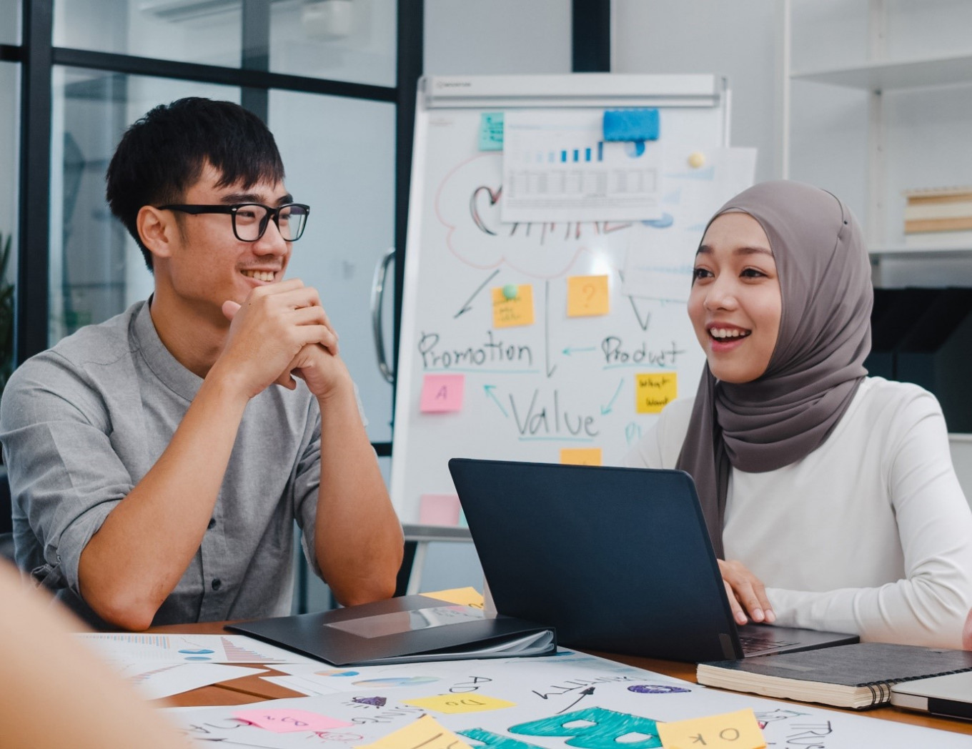 ST015 Resmi Ditawarkan: Investasi Syariah Aman dengan Kupon Menarik