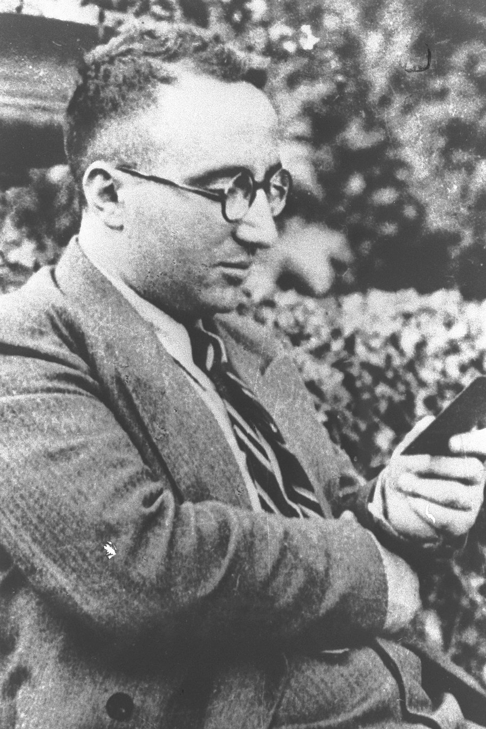 Roma honors Enzo Sereni with Viale del Parco della Resistenza dedication