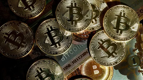 Bitcoin News: BTC Slumps to Lowest Level Since April as Rate Cut Bets Fade