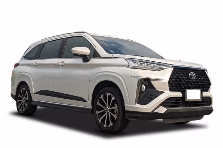 Harga Veloz Toyota Veloz Hybrid resmi diumumkan, jadi mobil hybrid termurah dari Toyota