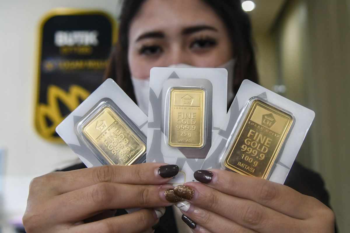 Harga Emas Hari Ini Antam Turun, Saatnya Borong Lagi?