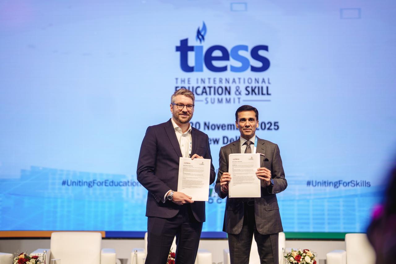 Strengthening Skilling Ecosystems in India WorldSkills UK and India Didactics Association Sign MoU at TIESS 2025 hosted at Didac Skills 2025