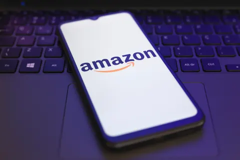 Amazon Issues Attack Warning for 300 Million Customers Amid Global Security Threat