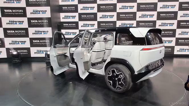 2025 Tata Sierra Officially Launched at ₹11.49 Lakh: A Modern Comeback for an Indian Icon