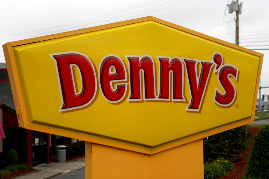 Denny’s Closes Santa Rosa Location Amid National Chain Sale