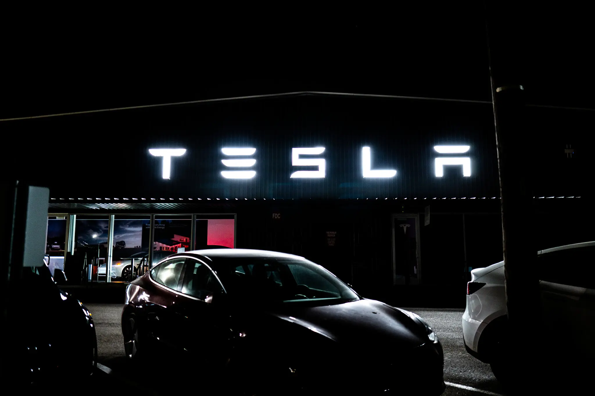 China’s BYD Overtakes Tesla to Become World’s Largest Electric Car Seller