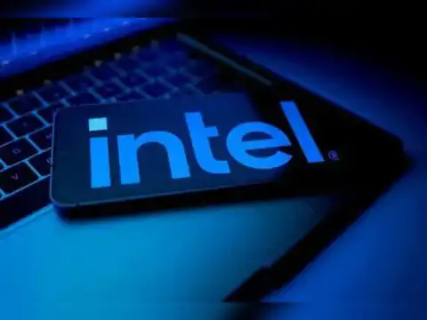 Intel Stock Pops on New AI PC Chip Launch — What Investors and Tech Fans Need to Know