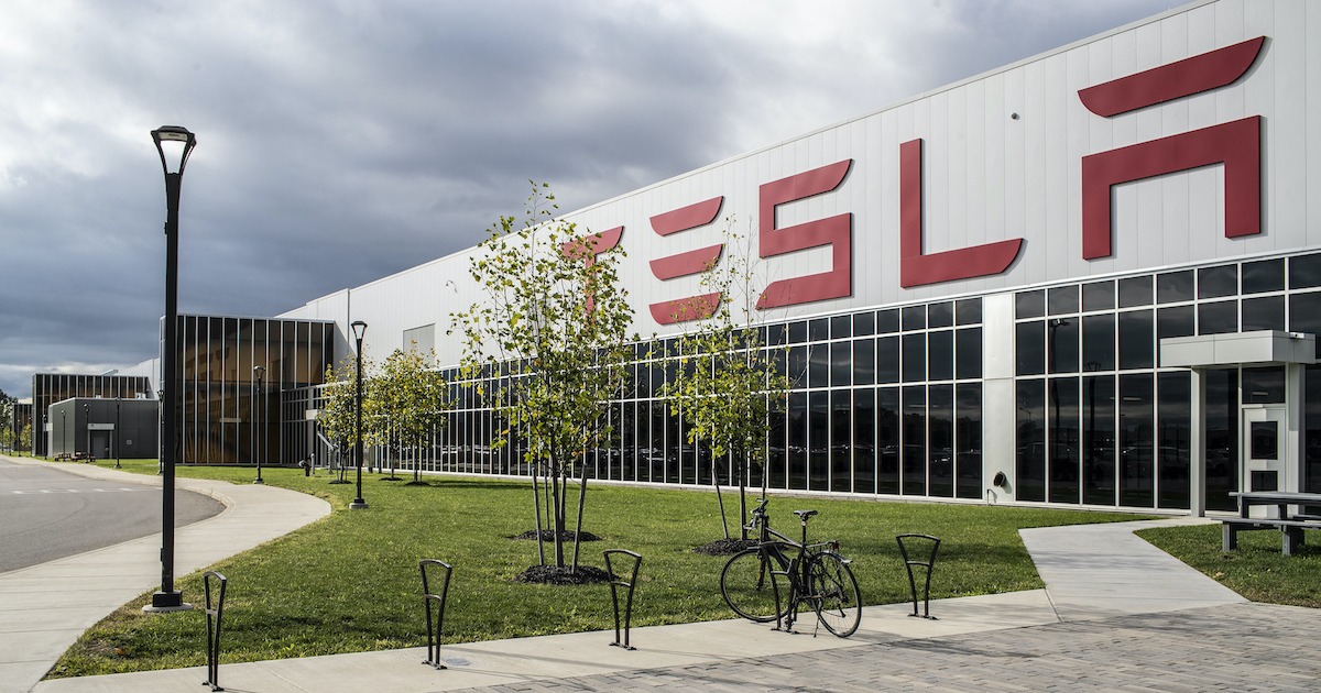 Tesla Invests $2B in Elon Musk’s xAI as AI Strategy Sharpens