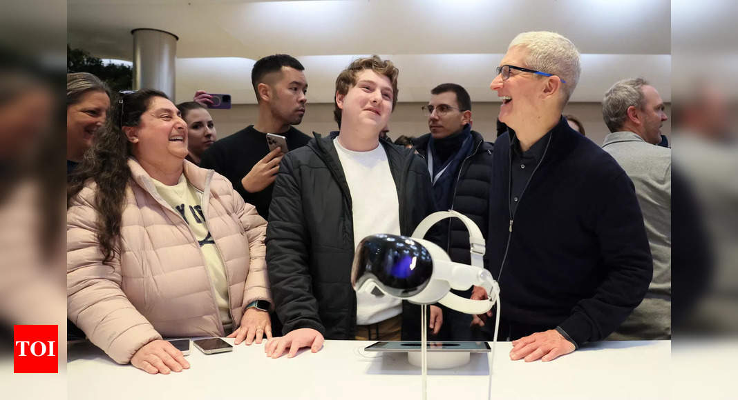 Apple's Vision Pro: The Future of Spatial Computing |