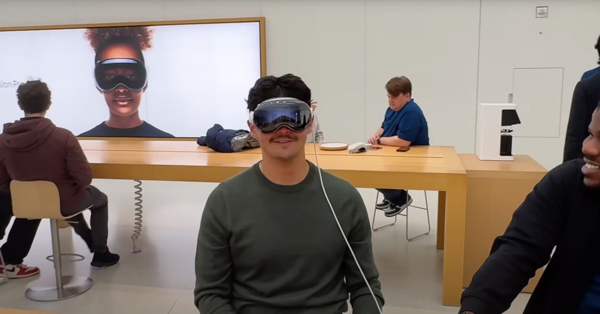 Some Apple Vision Pro team members think we should wait for v4