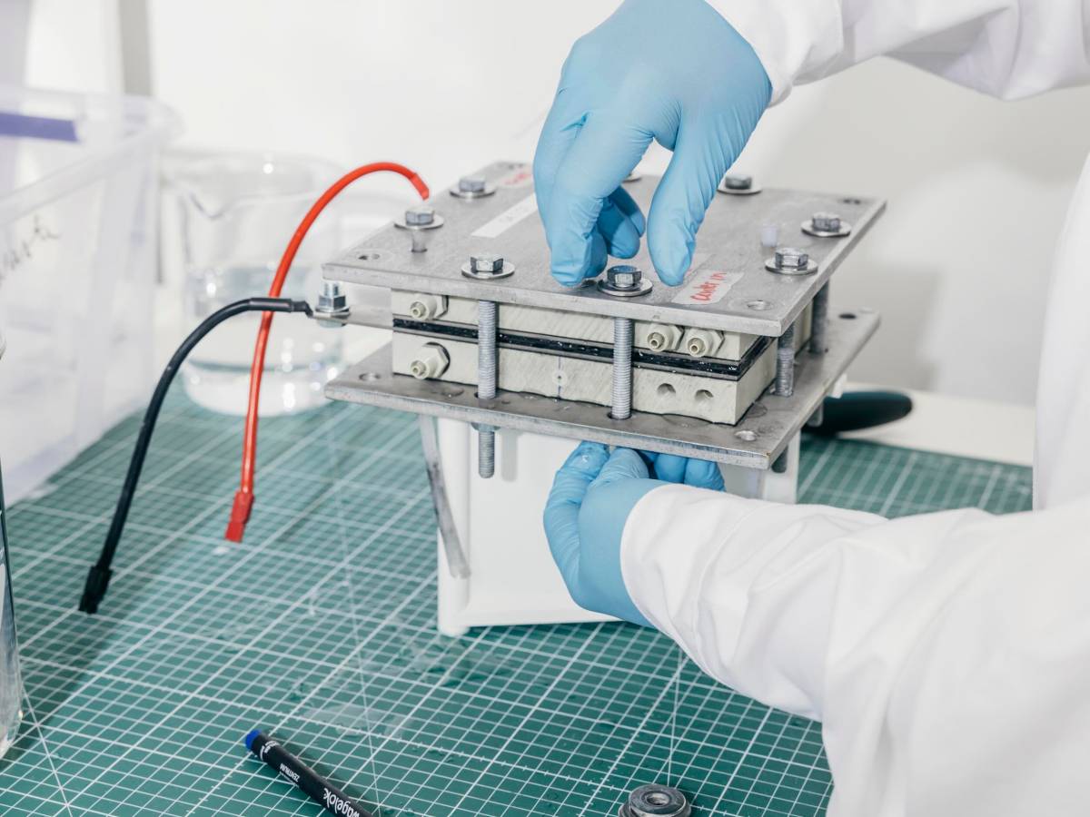 Phlair's carbon sucking technology could lower direct air capture's costs