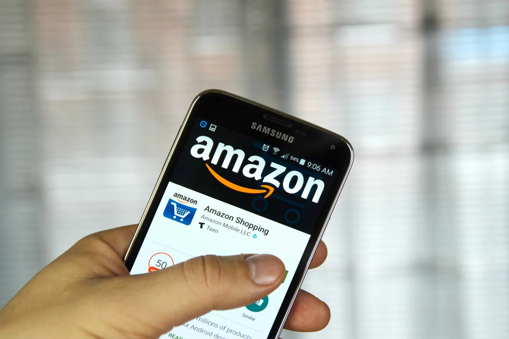 Ahead Of Festivity Kickoff, Amazon Rolls Out AI Chatbot, Rufus