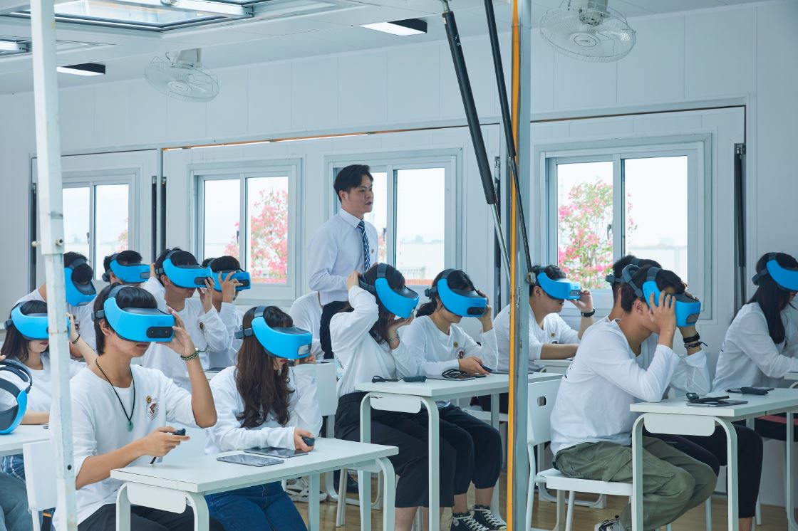 https://img2.chinadaily.com.cn/images/201906/03/5cf45cdaa3104842e4b093bd.jpeg