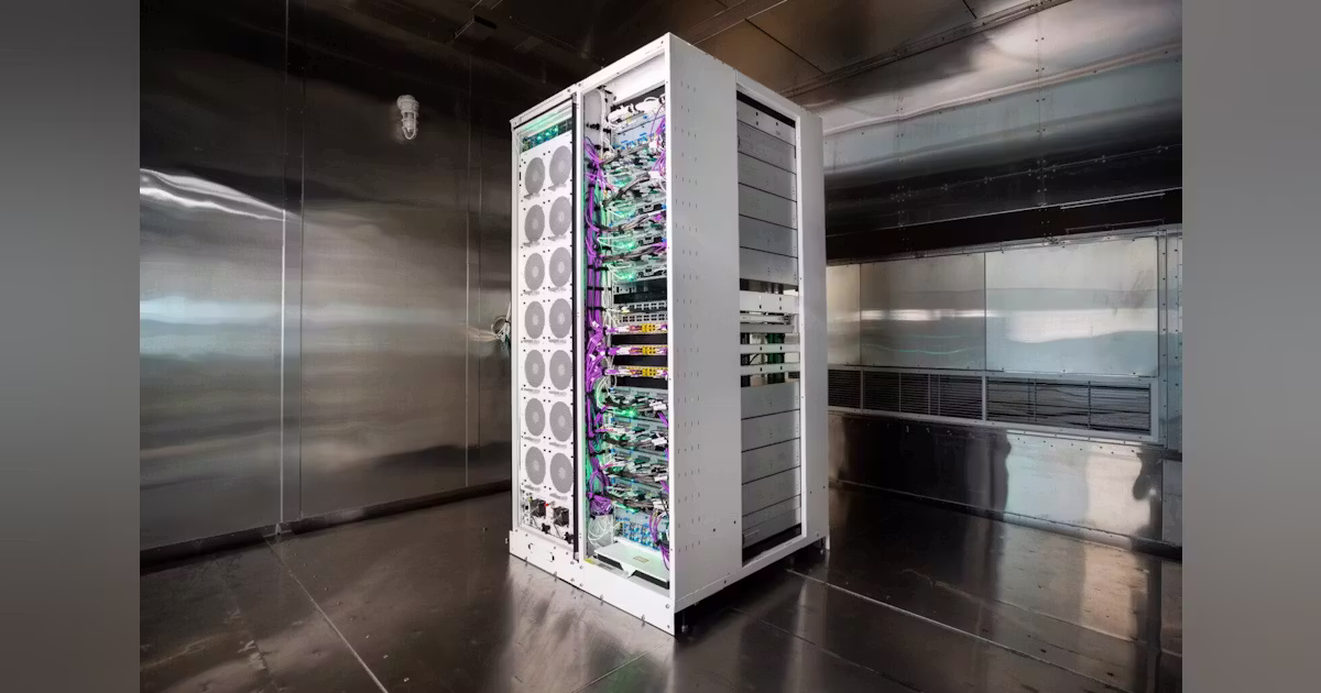 https://img.datacenterfrontier.com/files/base/ebm/datacenterfrontier/image/2023/11/6555892bd555f0001ed9ba0d-mscustomrack.png?auto=format%2Ccompress&fill=blur&fit=fill&h=630&w=1200