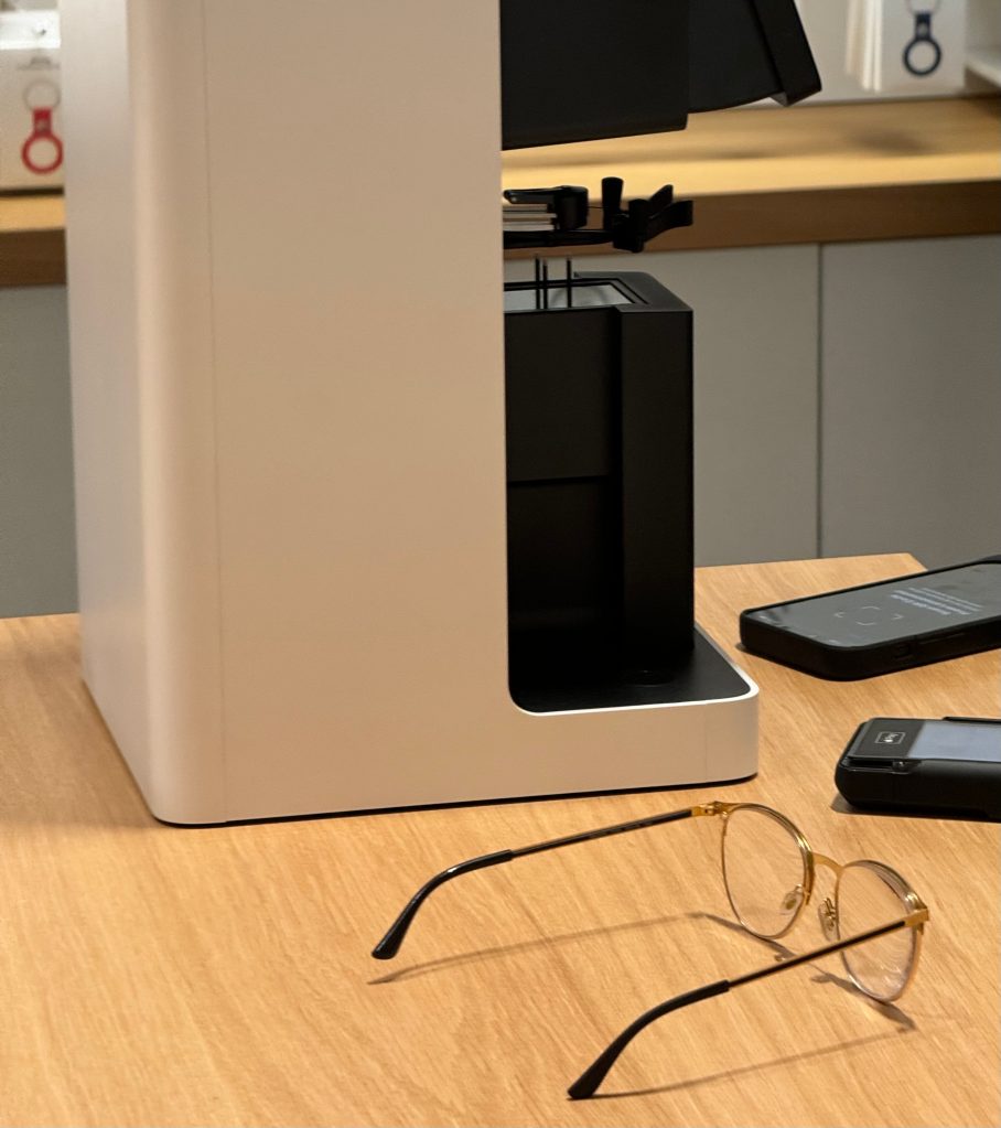 I tried Apple Vision Pro, without my vision though, and it still just rocks