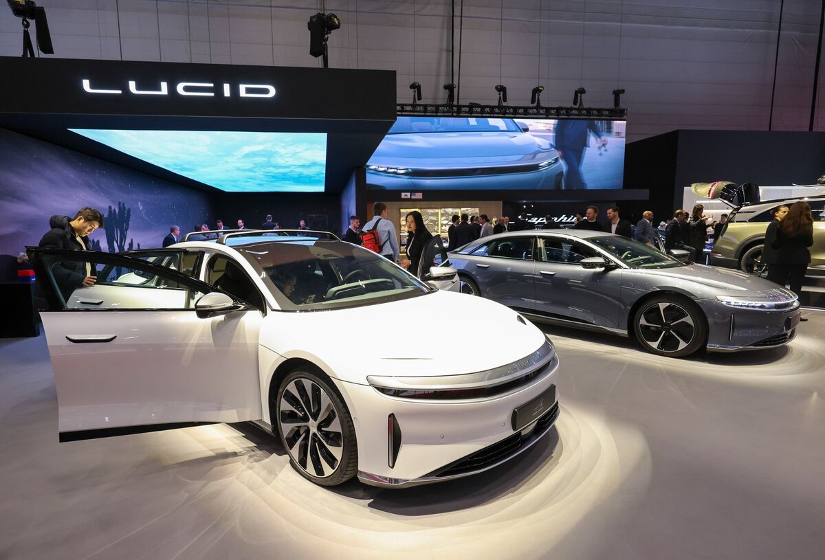 EV maker Lucid Group suspends 2026 forecast after seat issue