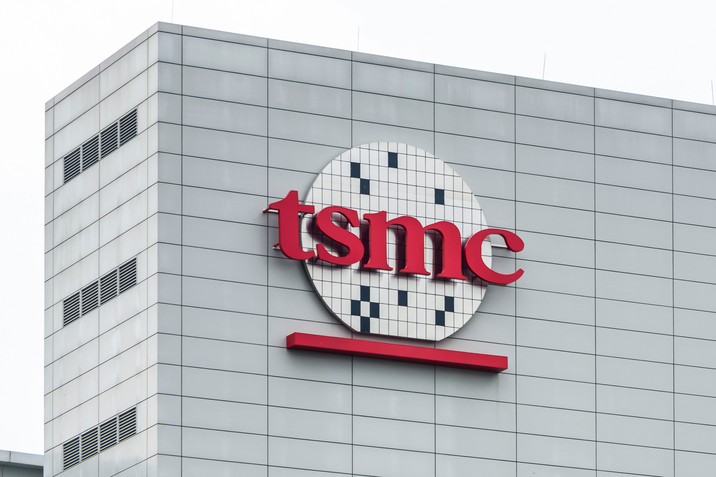 TSMC Just Posted Its Slowest Growth in Six Months. The AI Boom Is Doing Fine.
