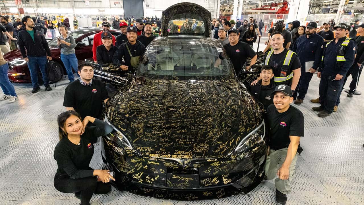 Tesla Waves Goodbye to Model S & X: End of an Era