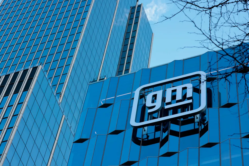 GM Lays Off Hundreds of IT Workers for AI Skills Shift