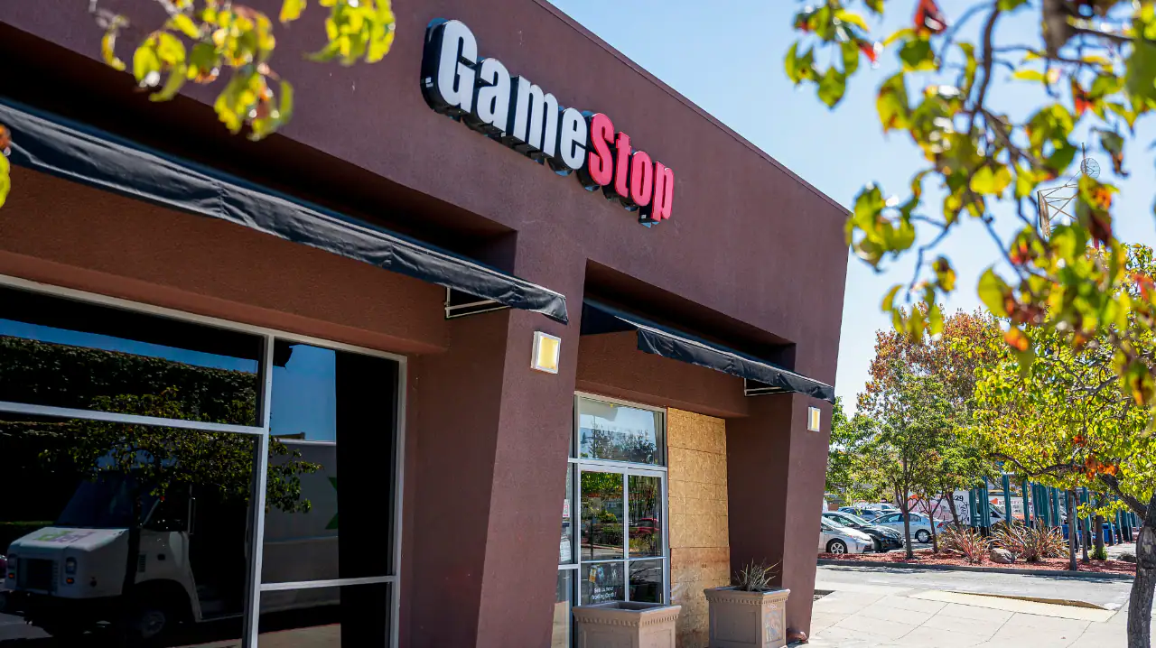 EBay Spurns GameStop Bid: 'Neither Credible Nor Attractive'