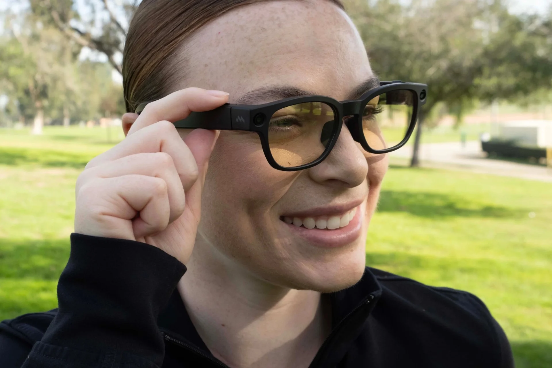Smart Glasses for OnlyFans Have Another Interesting Idea