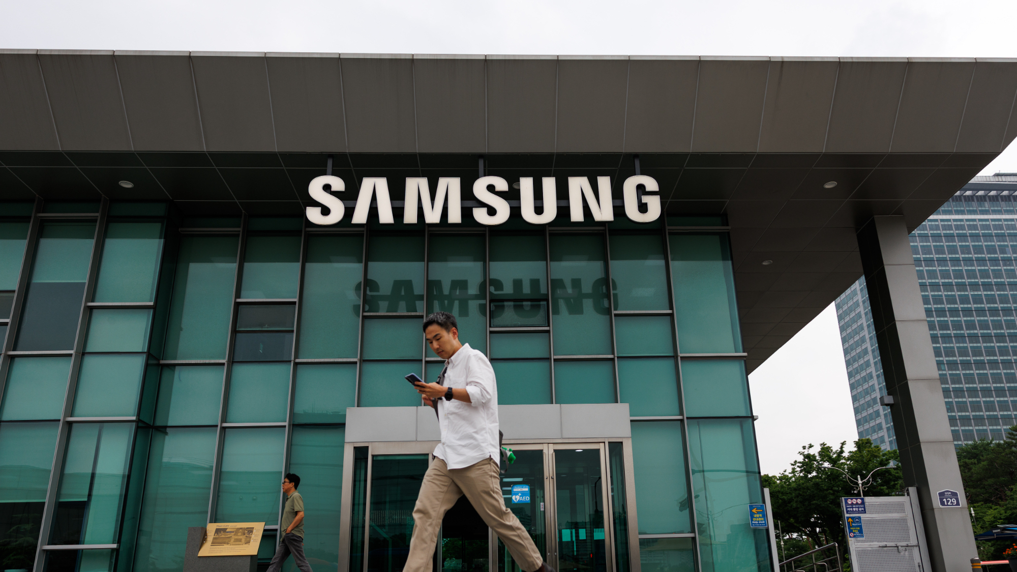 Samsung logo