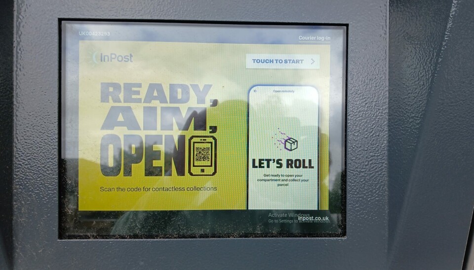 InPost locker caught shipping unactivated Windows