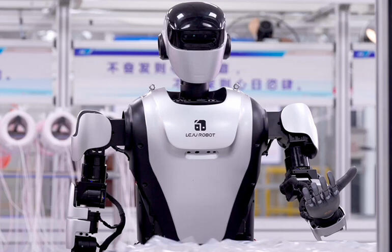 Ambani-backed Robot Startup Seeks $100M for Global Expansion