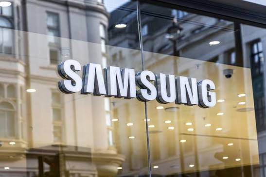 Samsung tops $1t valuation as AI rally lifts shares over 10%