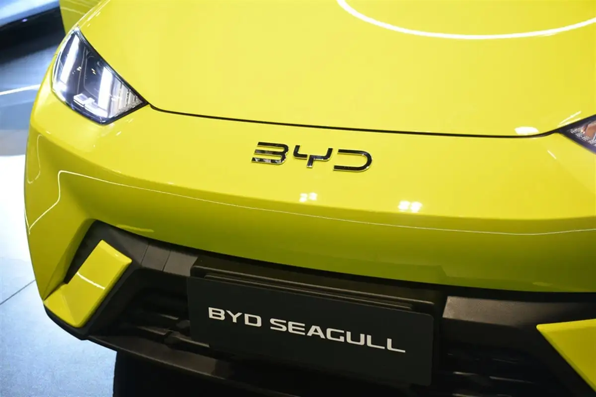 BYD Shares Jump on New Ultra-Fast EV Charging Tech
