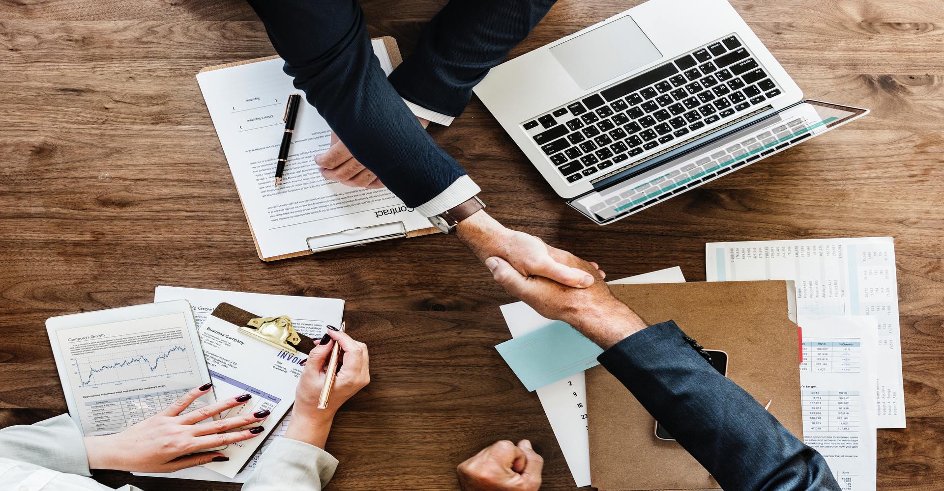 11 Cost-Smart Services to Hire Executive Assistant for Startup Growth