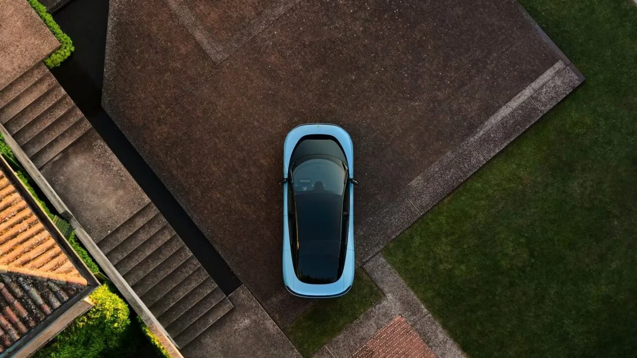 Luce Top Down