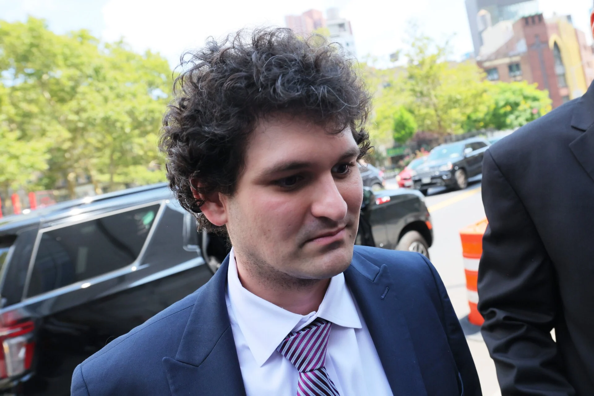 Convicted Crypto Fraudster Sam Bankman-Fried Officially Files for Trump Pardon