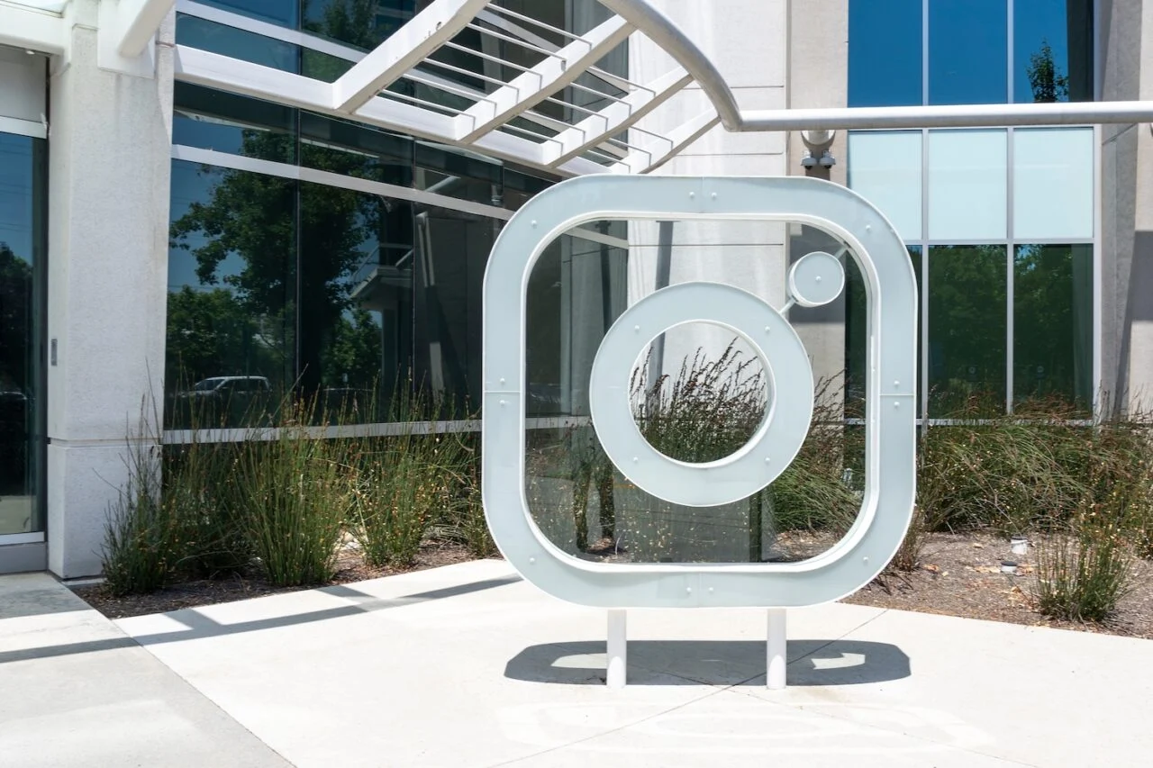Menlo,park,,ca,,usa, ,june,8,,2023:,close,up