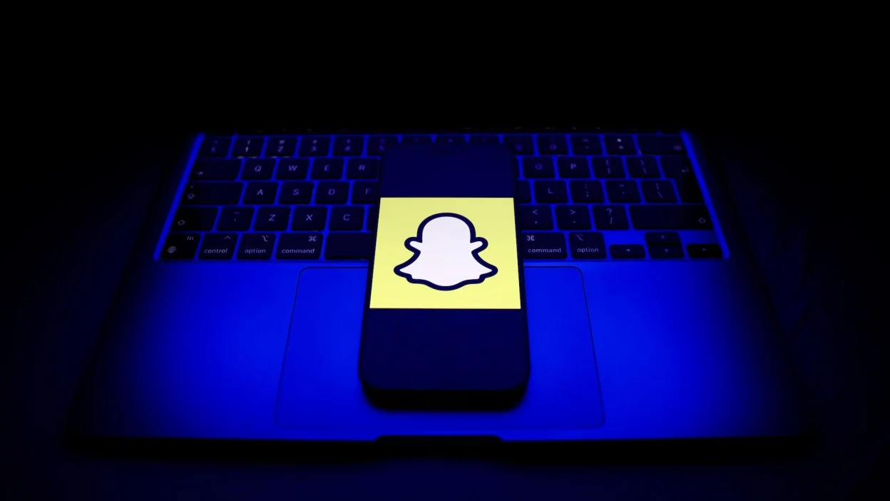 New safety rules for under-16 Snapchat users