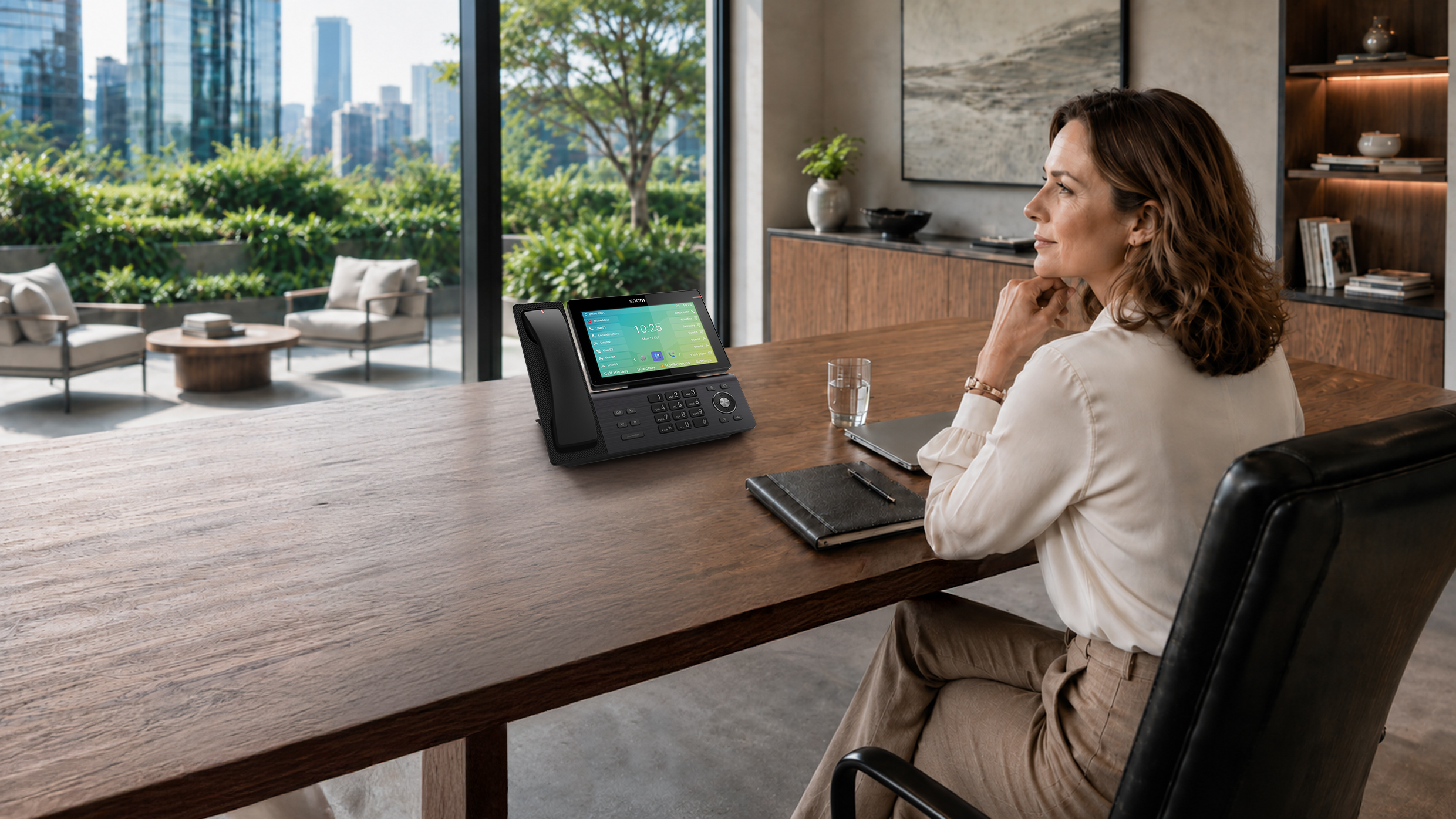 Snom launches D895M for high-quality professional IP communication