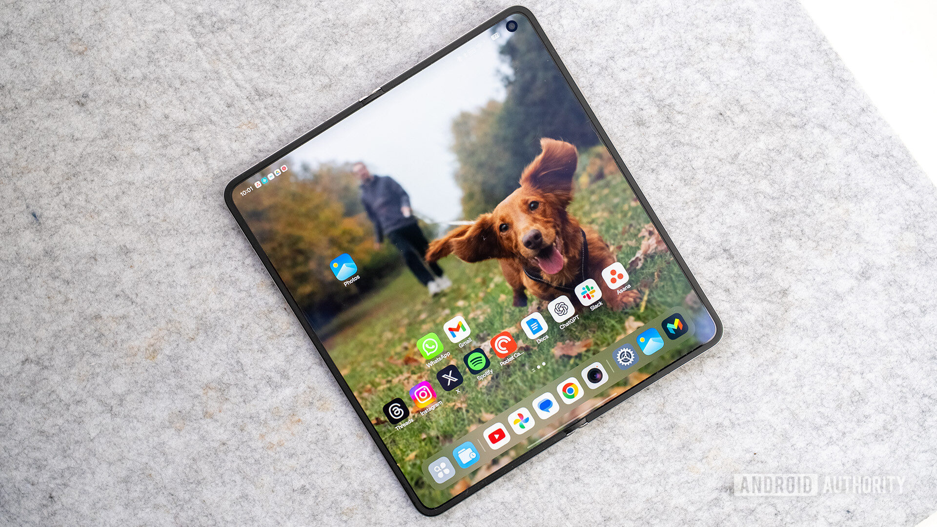 Want a creaseless wide-foldable? An Android flagship option could be on the way
