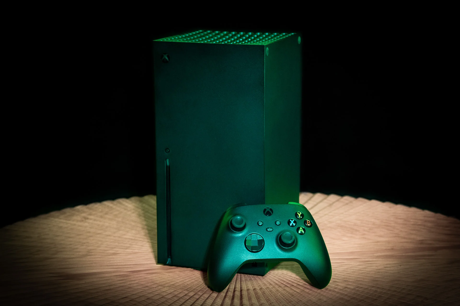 Xbox CEO Is Preparing Gamers for When Hardware Is a Luxury