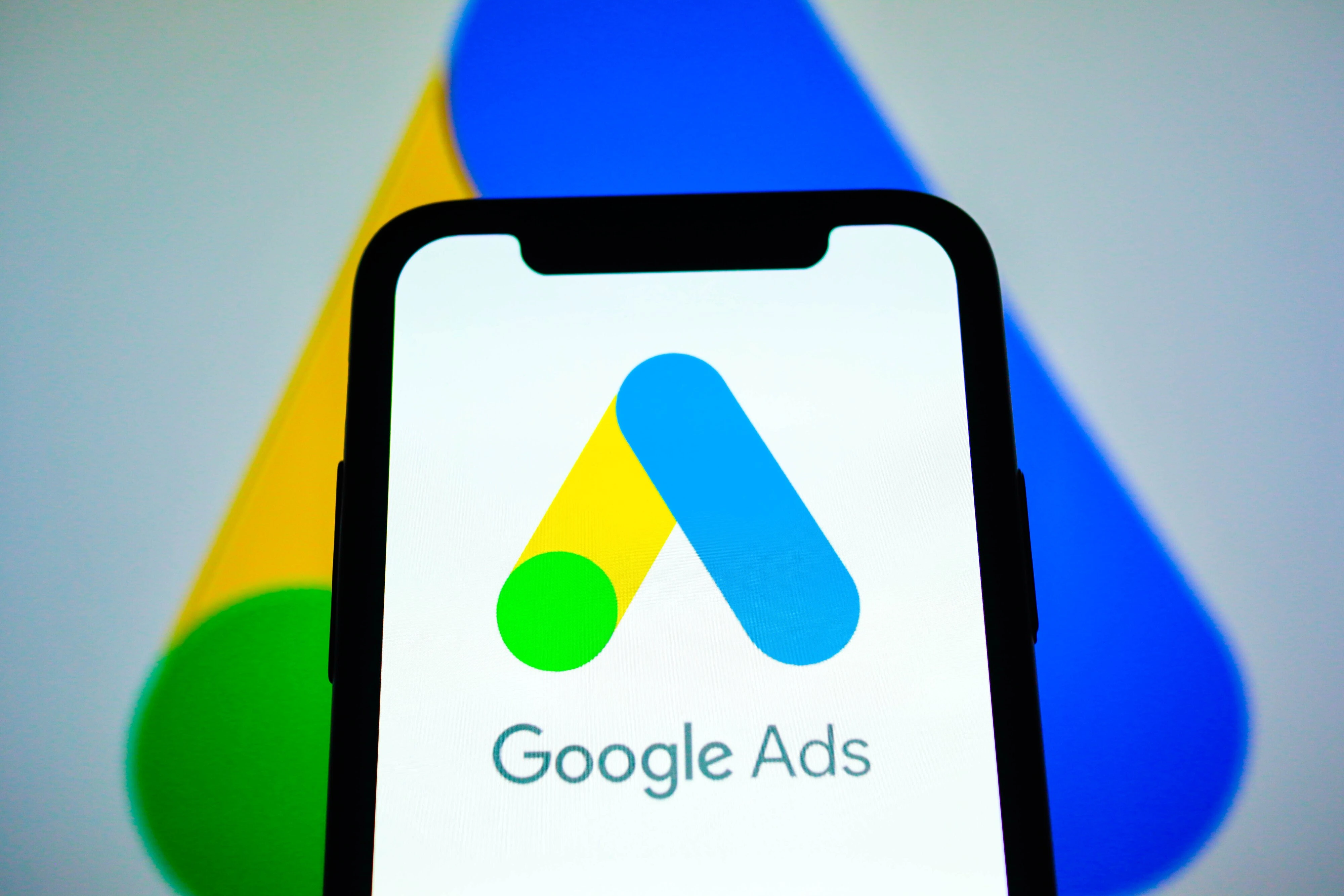 Google Extends Dynamic Search Ads Migration Deadline via @sejournal, @brookeosmundson