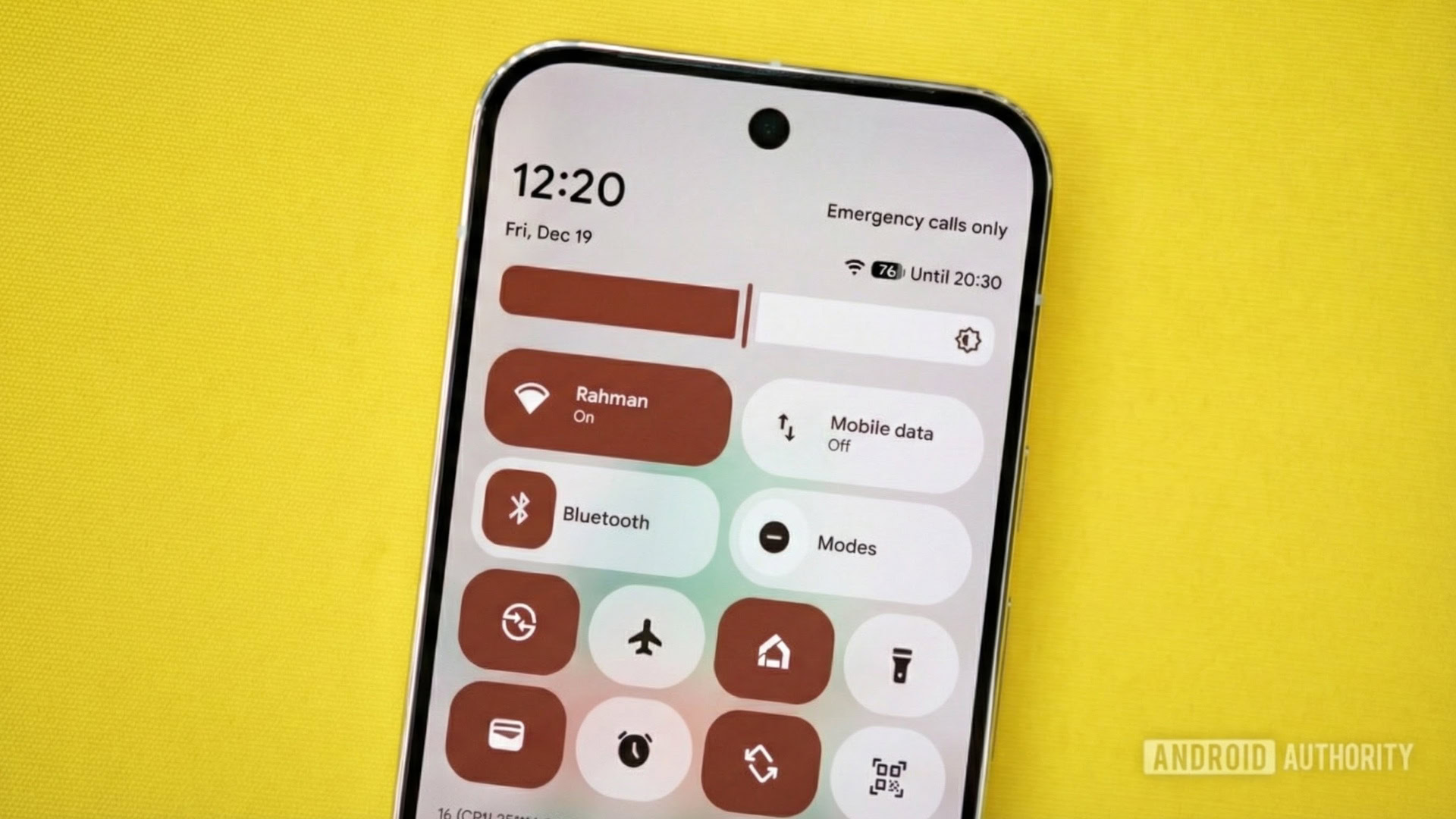 Image of a Pixel phone with WiFi and mobile data tiles Image of a Pixel phone with WiFi and mobile data tiles