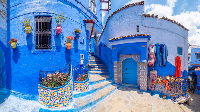 Chefchaouen, Morocco | Tucked in the Rif Mountains, this entire town is famous for its ‘Blue Pearl’ aesthetic. The entire area features hypnotic cobalt and azure-painted alleys and stairways, making this place unique in all aspects. The walls, steps, and doorways are painted in every shade from deep blue to sky blue.