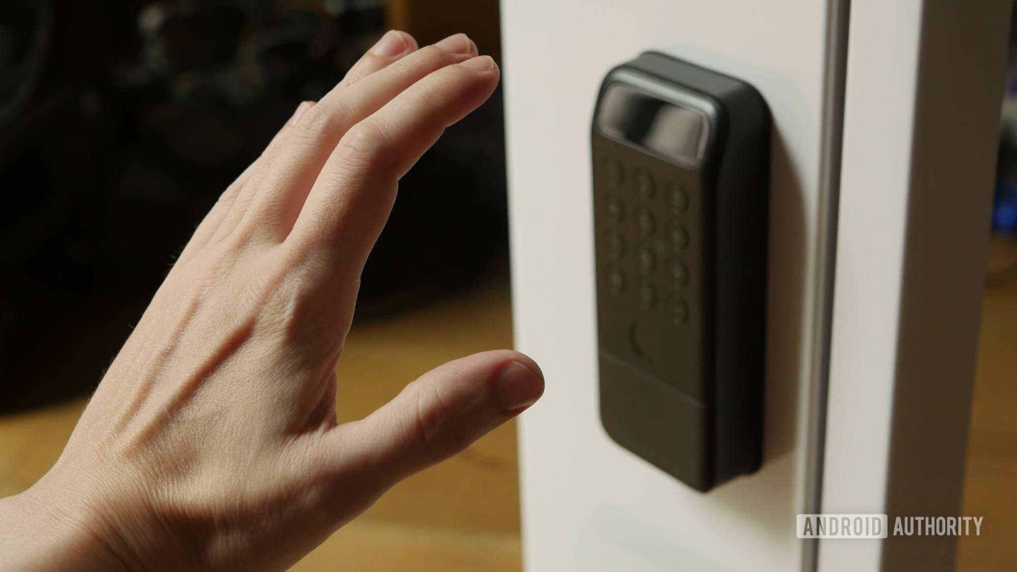 I’ve got to hand it to the SwitchBot Lock Vision Pro and its palm-vein authentication